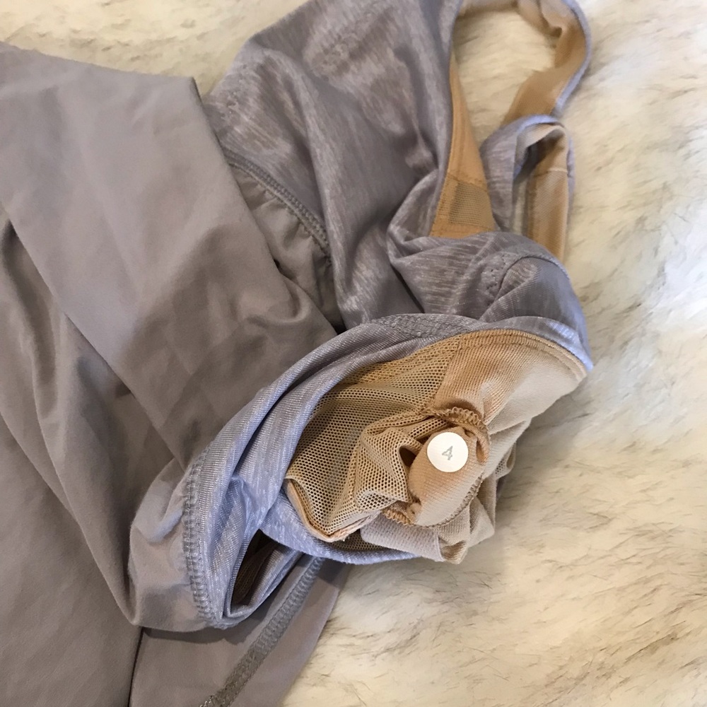 Lululemon Venus Tank - Picture 8 of 8